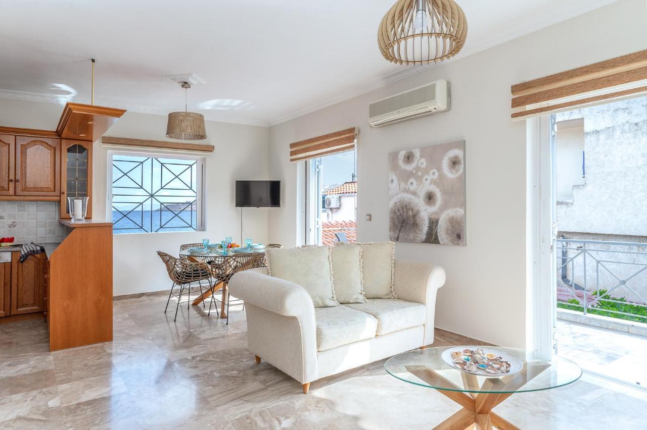 Pallas Apartment *